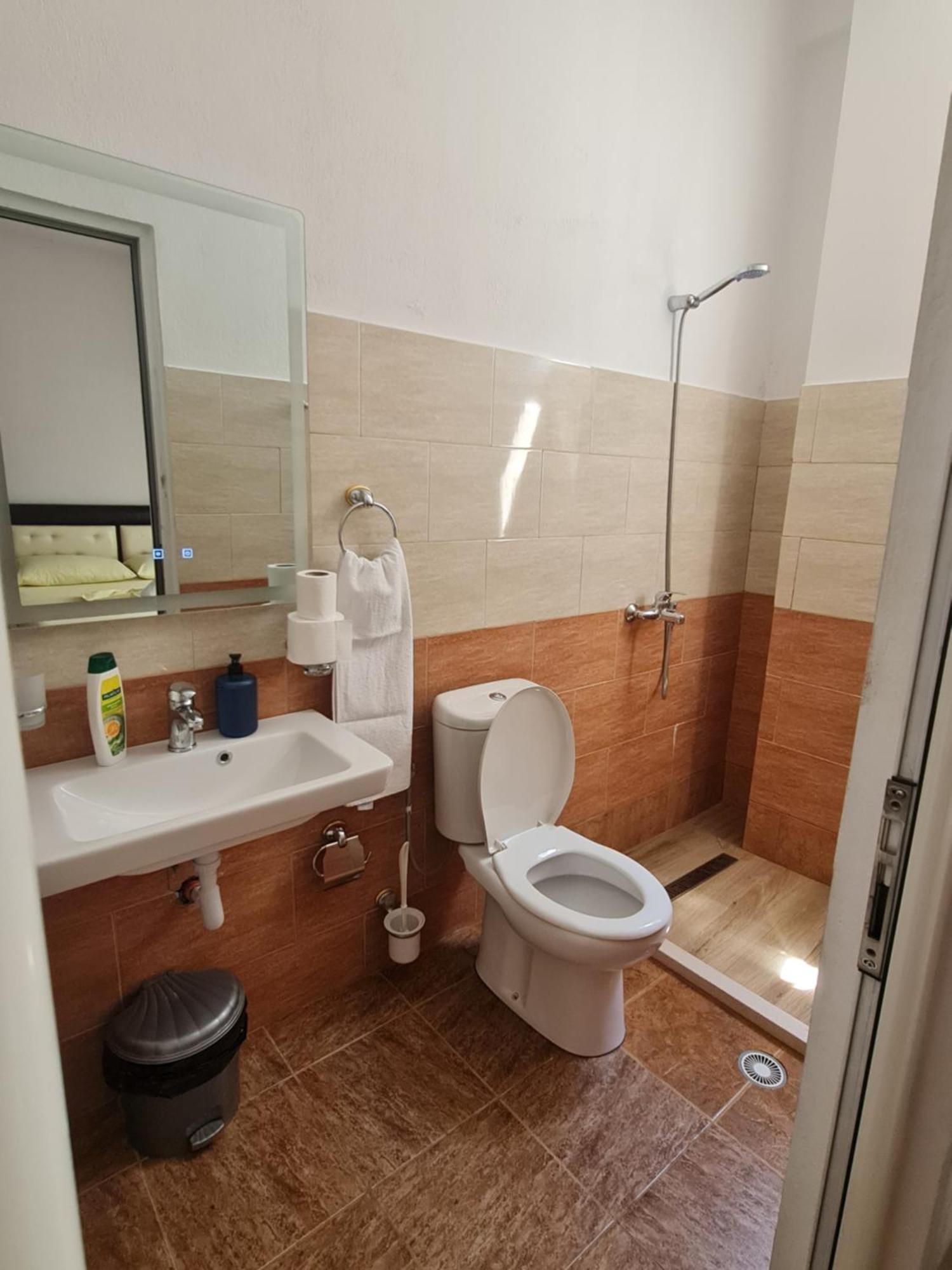 Hotel Brace Gjirokastër Dış mekan fotoğraf